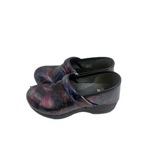 DANSKO XP 2.0 Patent Leather Women's Professional Clogs Size 38; 8 Geometric